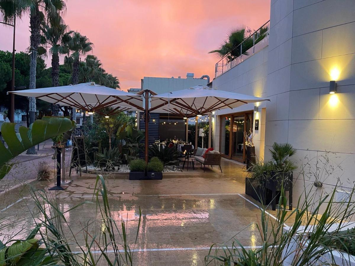 Unique Boutique Hotel Antibes Juan-Les-Pins Buitenkant foto