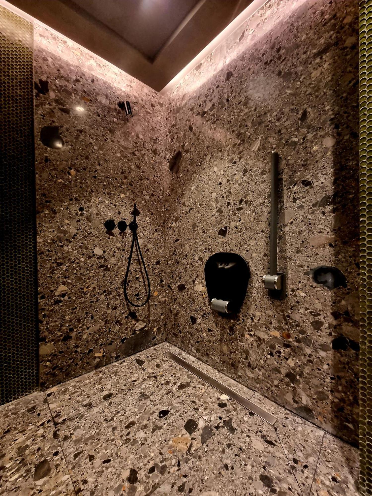 Unique Boutique Hotel Antibes Juan-Les-Pins Buitenkant foto