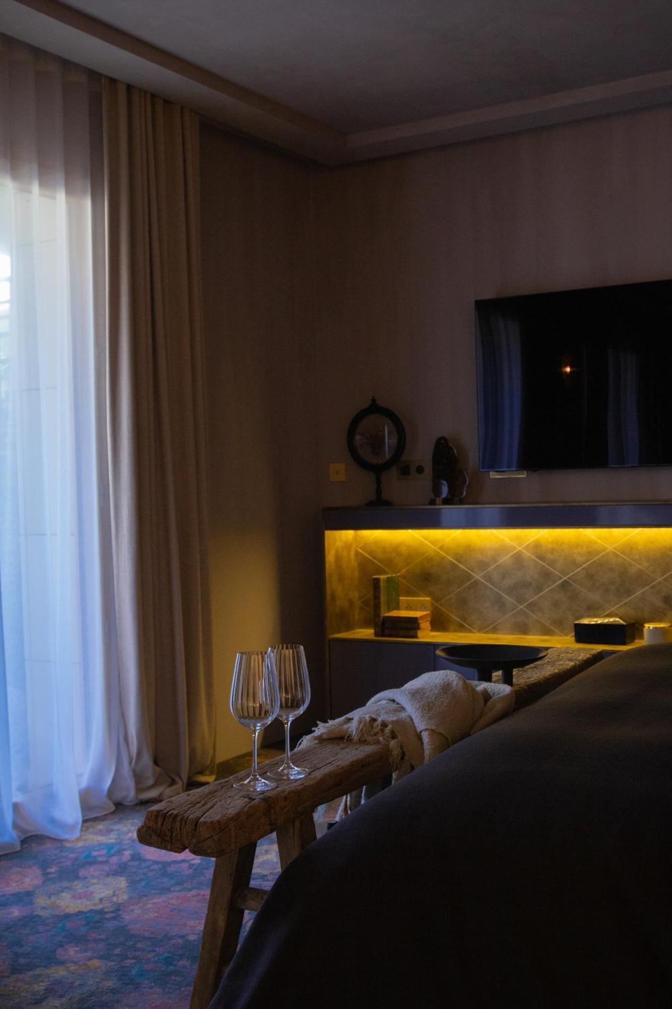 Unique Boutique Hotel Antibes Juan-Les-Pins Buitenkant foto