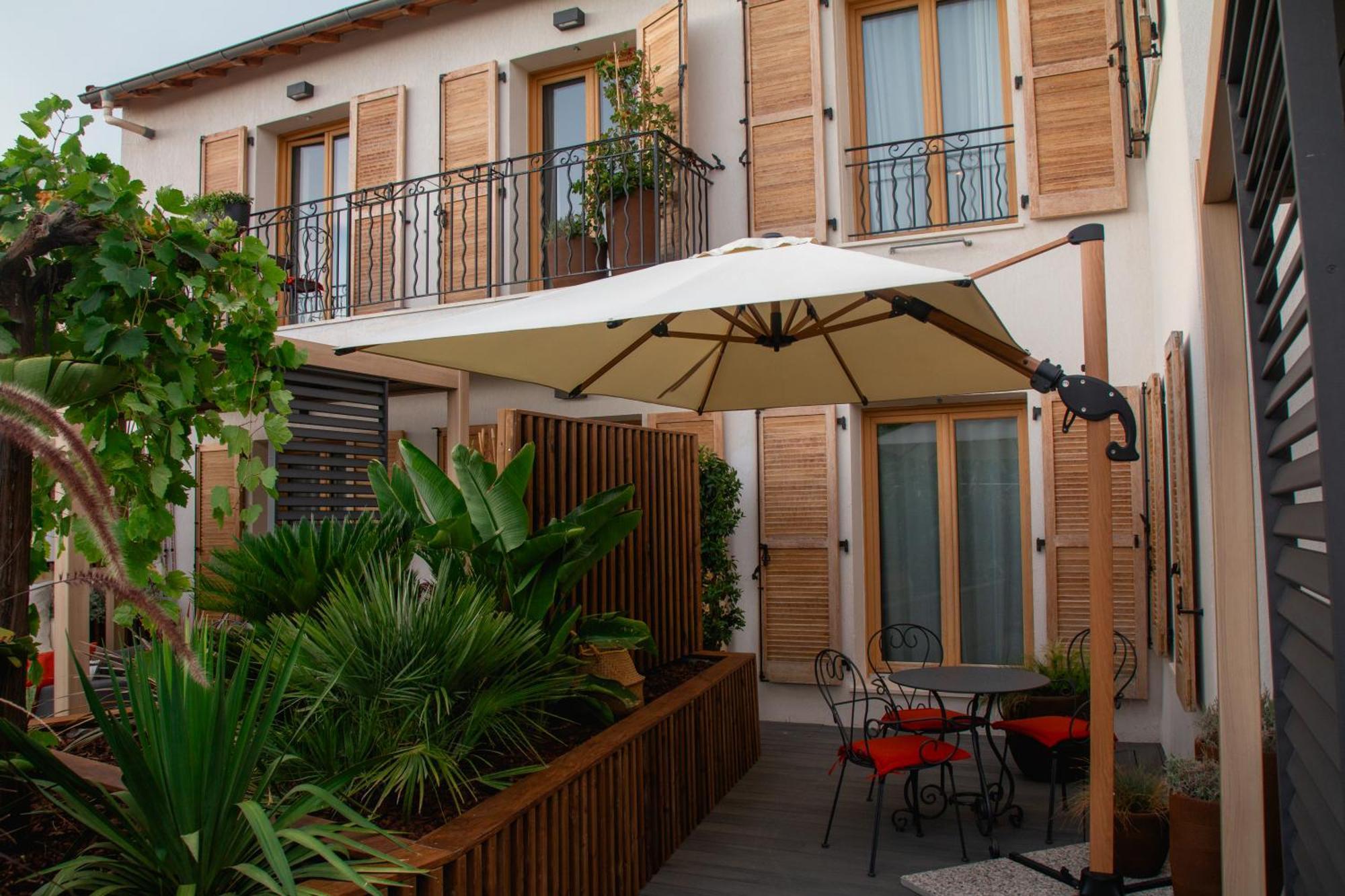 Unique Boutique Hotel Antibes Juan-Les-Pins Buitenkant foto
